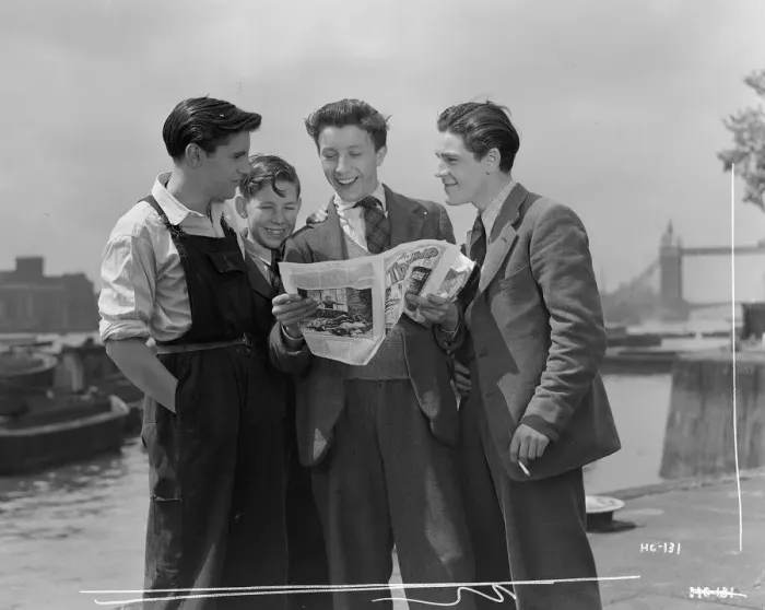 Framed Print : hue1947 bw neg 020