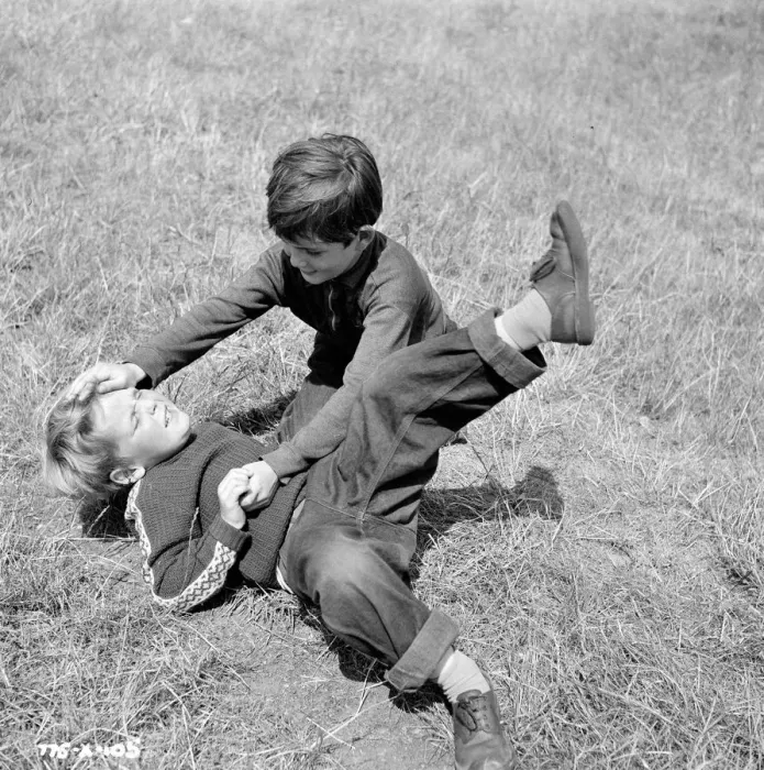 Framed Print : mns1957 bw neg pub 105 Framed Print : mns1957 bw neg pub 105