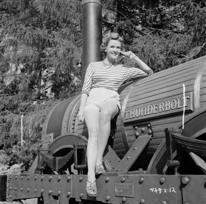 Framed Print : A publicity shot from The Titfield Thunderbolt Framed Print : A publicity shot from The Titfield Thunderbolt