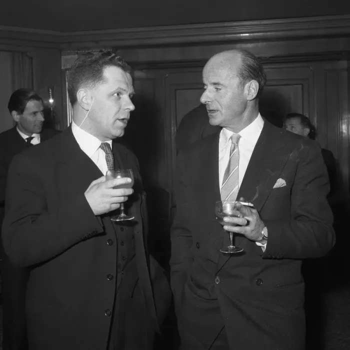 Framed Print : sch1960 bw neg str 077
