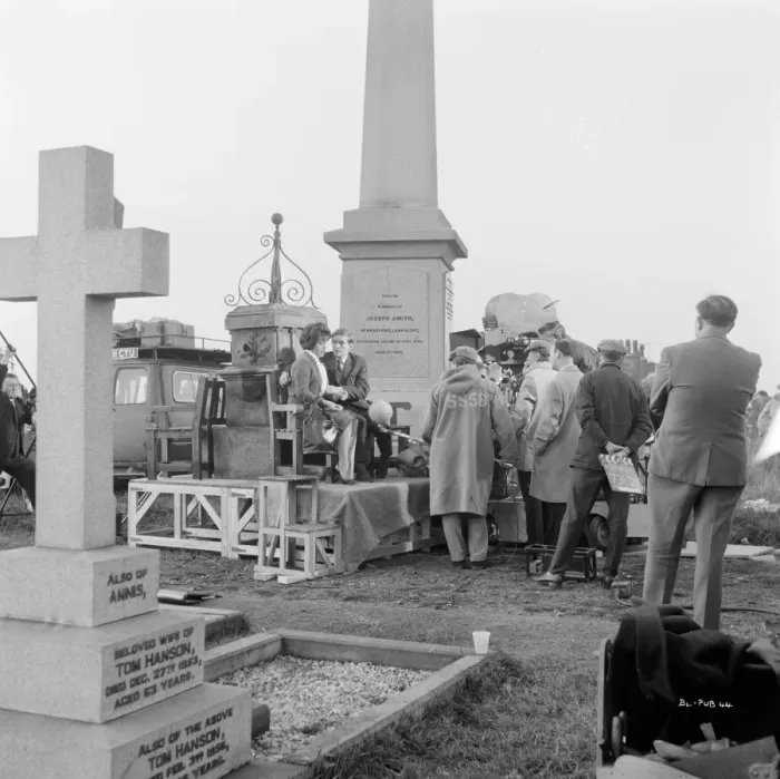 Framed Print : On the set of Billy Liar (1963) Framed Print : On the set of Billy Liar (1963)