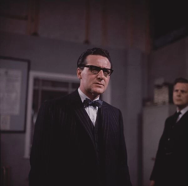 Steed wears glasses. in the episode From Venus With Love Series 5
