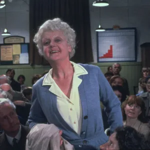 Angela Lansbury as Miss Marple in The Mirror Crack d (1980)