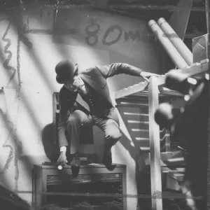 AVE3 MED BW PRI 001 AVE3 MED BW PRI 001