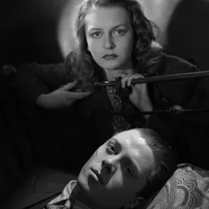Carol Marsh and Richard Attenborough in Brighton Rock (1947) Carol Marsh and Richard Attenborough in Brighton Rock (1947)
