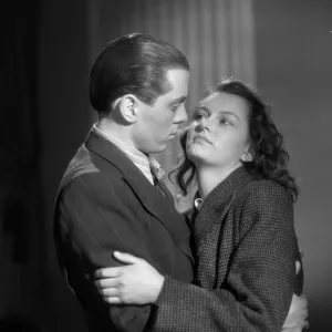 Carol Marsh and Richard Attenborough in Brighton Rock