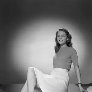 Carol Marsh sits for a promotional portrait for the release of Brighto Rock (1947)