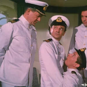 Carry on Cruising (1962)