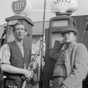 Crump and Pearce at the petrol pump