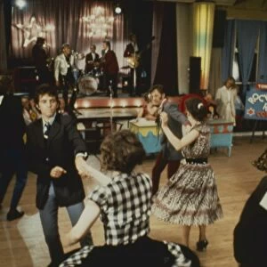 A dance scene in That ll Be The Day (1973)