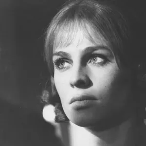 Julie Christie in Far From The Madding Crowd 1967 Print Julie Christie in Far From The Madding Crowd 1967 Print