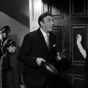 The Great St. Trinians train robbery (1966)