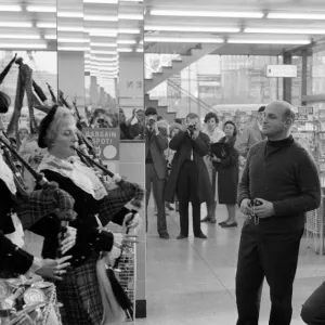 John Schlesinger on the set of Billy Liar (1963)