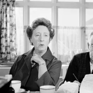 Mona Washbourne and Wilfred Pickles in Billy Liar (1963)