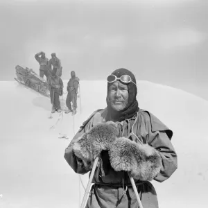 StudioCANAL Print of Black and White Negative SCOTTOFANTARCTIC StudioCANAL Print of Black and White Negative SCOTTOFANTARCTIC