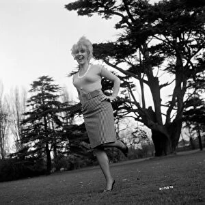 A smiling Gwendolyn Watts from Billy Liar (1963)