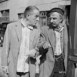 Stanley Holloway and Hugh Griffith