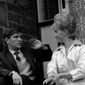 Tom Courtenay and Gwendolyn Watts in Billy Liar (1963)