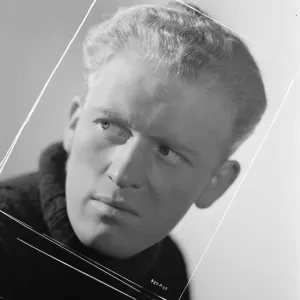Whisky Galore Whi_bw_neg_por_00 Print on 35mm film Whisky Galore Whi_bw_neg_por_00 Print on 35mm film
