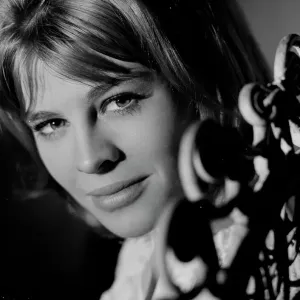 Un merveilleux portrait de Julie Christie de Billy Liar (1963). Un merveilleux portrait de Julie Christie de Billy Liar (1963).