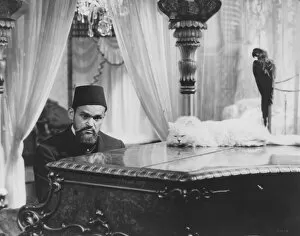 ABDUL THE DAMNED (1935) Collection: abd1936 bw pri 023