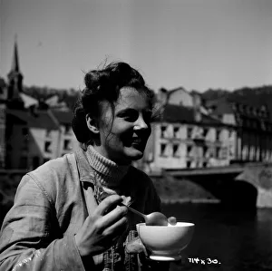 Prints of aga1948 bw neg 089 aga1948 bw neg 089