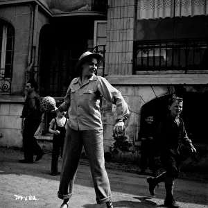 aga1948 bw neg 195