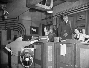 ang1952 bw neg pub 049