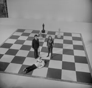 ave ame tit bw neg 003