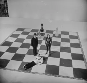 ave ame tit bw neg 006