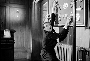 <b class=qtipBold><figcaption>Billy Liar</figcaption></b><br>Leonard Rossiter in a production shot for Billy Liar<br><em>© Copyright © Studiocanal Films Ltd</em> Billy Liar