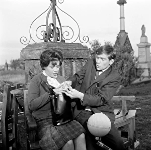 <b class=qtipBold><figcaption>Billy Liar</figcaption></b><br>Helen Fraser, Tom Courtenay in a production shot for Billy Liar<br><em>© Copyright © Studiocanal Films Ltd</em> Billy Liar