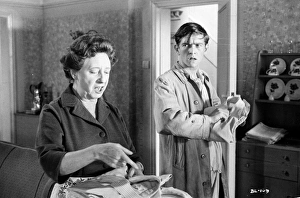<b class=qtipBold><figcaption>Billy Liar</figcaption></b><br>Mona Washbourne, Tom Courtenay in a production shot for Billy Liar<br><em>© Copyright © Studiocanal Films Ltd</em> Billy Liar