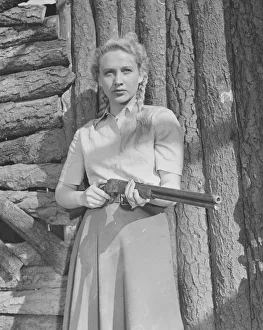<b class=qtipBold><figcaption>Bitter Springs (1950)</figcaption></b><br>An image from the Ealing Studios film directed by Ralph Smart<br><em>© Copyright Studiocanal Films Ltd</em> Bitter Springs (1950)