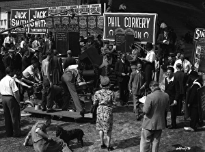 <b class=qtipBold><figcaption>Brighton Rock (1947) publicity</figcaption></b><br>Filming the racecourse sequence of Brighton Rock.<br><em>© Copyright © Studiocanal Films Ltd</em> Brighton Rock (1947) publicity