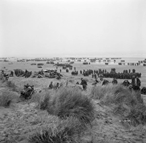 British troops stranded on the beach