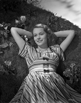 Studio Shot Prints: Carol Marsh in a publicity portrait for Brighton Rock (1947)
