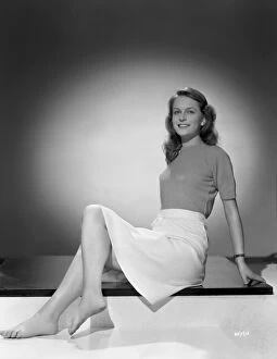 Studio Shot Collection: Carol Marsh sits for a promotional portrait for the release of Brighto Rock (1947)
