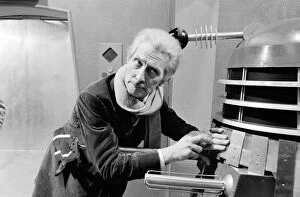 Daleks Collection: Checking on a Dalek