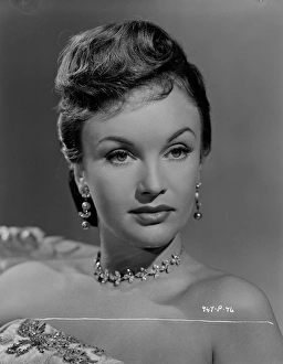 <b class=qtipBold><figcaption>The Cruel Sea</figcaption></b><br>cru1953_bw_neg_por_ 01<br><em>© Copyright © Studiocanal Films Ltd</em> The Cruel Sea