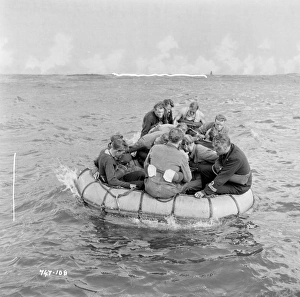 <b class=qtipBold><figcaption>The Cruel Sea</figcaption></b><br>CRU_BW_NEG_PRO_ 14<br><em>© Copyright © Studiocanal Films Ltd</em> The Cruel Sea