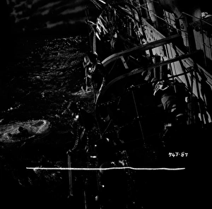 <b class=qtipBold><figcaption>The Cruel Sea</figcaption></b><br>CRU_BW_NEG_PRO_ 13<br><em>© Copyright © Studiocanal Films Ltd</em> The Cruel Sea