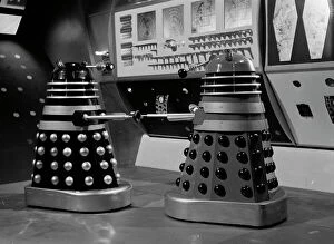 Dr Who And The Daleks 1965 Collection: Daleks face-off