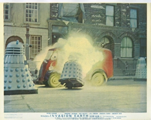 <b class=qtipBold><figcaption>Daleks Invasion Earth</figcaption></b><br><br><em>© Copyright © Studiocanal Films Ltd</em> Daleks Invasion Earth