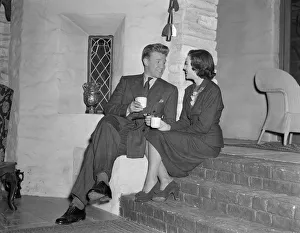 dan1950 bw neg pub 030