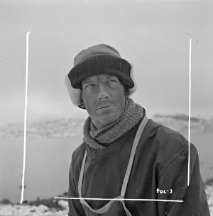 Images Dated 21st November 2017: Dennis Vance in Scott of the Antarctic (1948)
