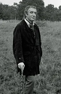 <b class=qtipBold><figcaption>Hoffman (1970)</figcaption></b><br>Peter Sellers on the set of Alvin Rakoff's Hoffman (1970).<br><em>© Copyright Studiocanal Films Ltd</em> Hoffman (1970)