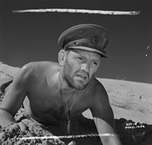 <b class=qtipBold><figcaption>Ice Cold In Alex</figcaption></b><br><br><em>© Copyright © Studiocanal Films Ltd</em> Ice Cold In Alex