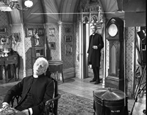 <b class=qtipBold><figcaption>Kind Hearts And Coronets</figcaption></b><br><br><em>© Copyright © Studiocanal Films Ltd</em> Kind Hearts And Coronets