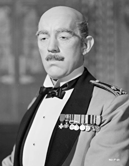 <b class=qtipBold><figcaption>Kind Hearts And Coronets</figcaption></b><br>KIN_BW_NEG_ 01<br><em>© Copyright © Studiocanal Films Ltd</em> Kind Hearts And Coronets